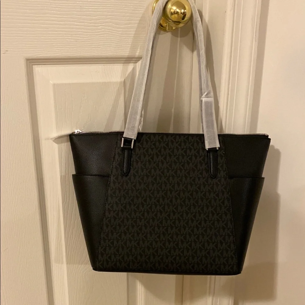 Michael Kors Black Tote Bag - Picture 4 of 12